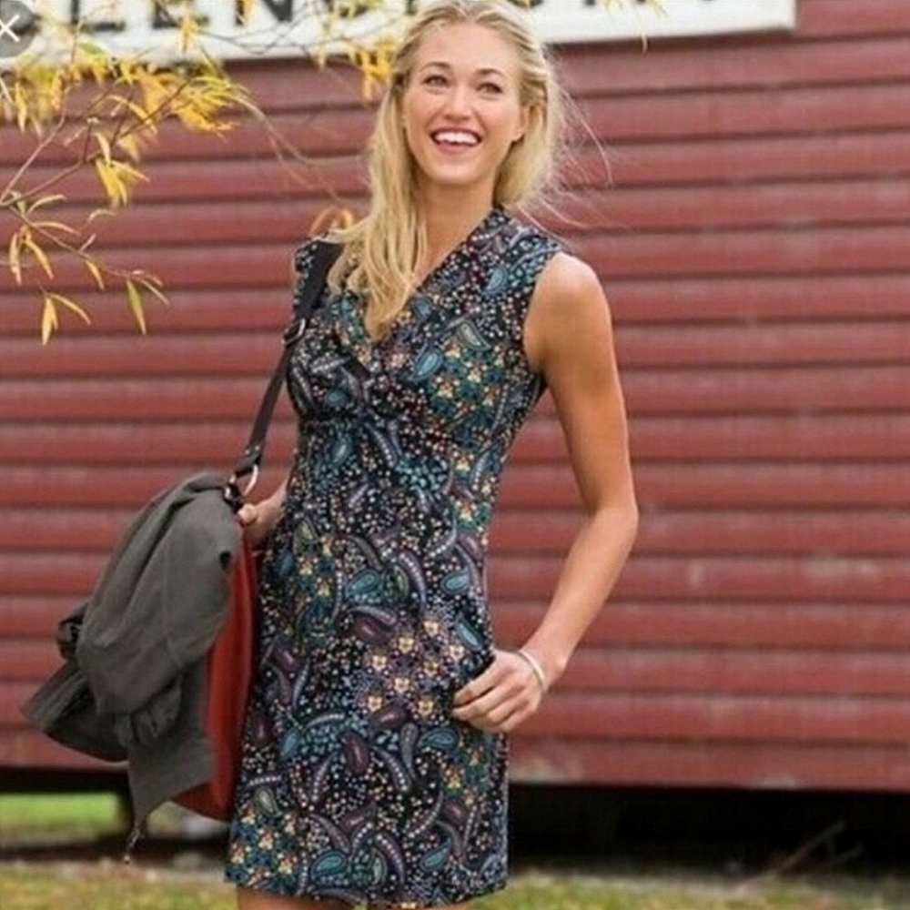Athleta Dahlia‎ Paisley Quick Dry Dress